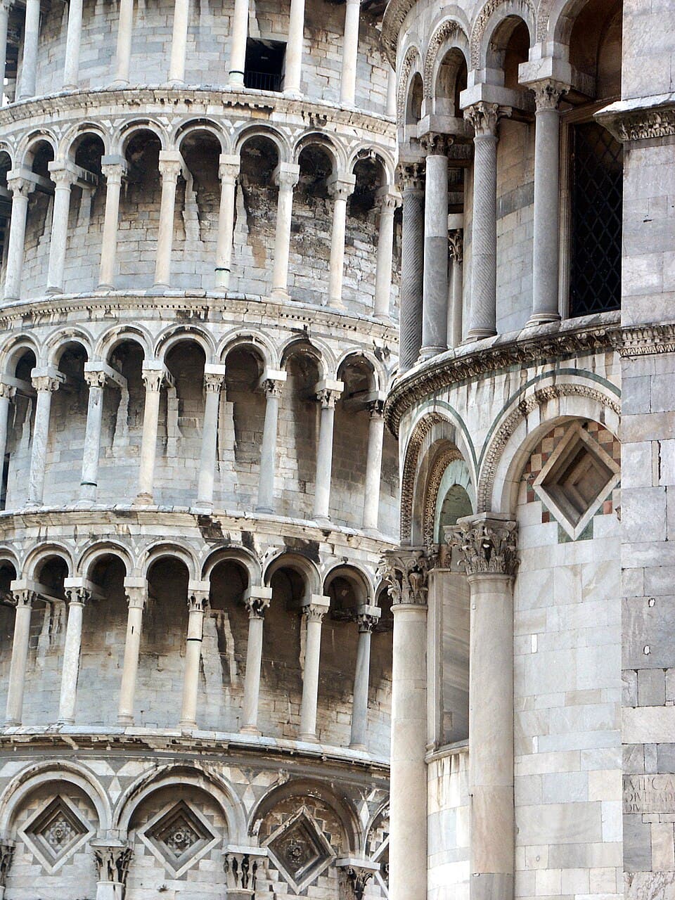 A Study in Slant — Torre di Pisa audio guide stop