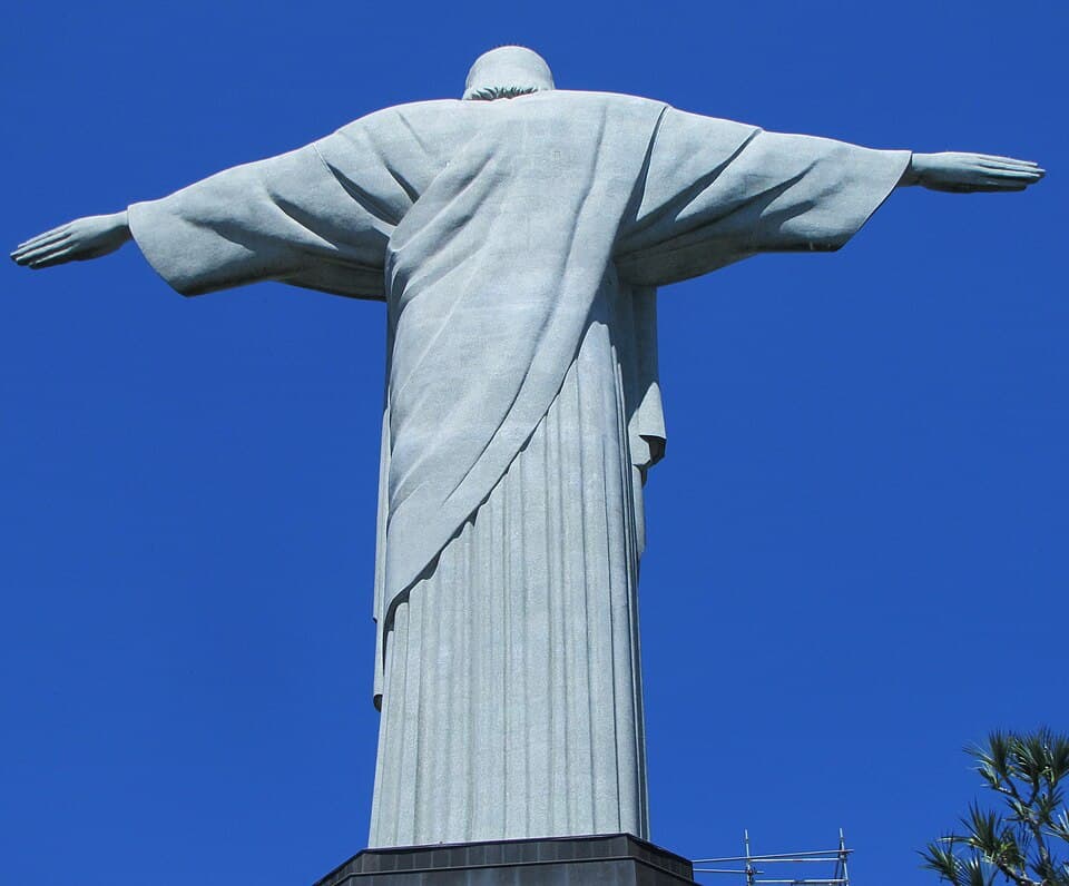 An Art Deco Giant — Cristo Redentor audio guide stop