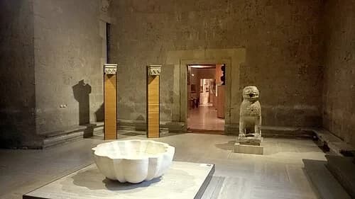 Nasrid Artifacts Room — Alhambra audio guide stop