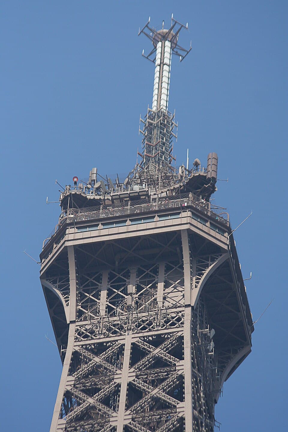 The Saving Antennas — Tour Eiffel audio guide stop