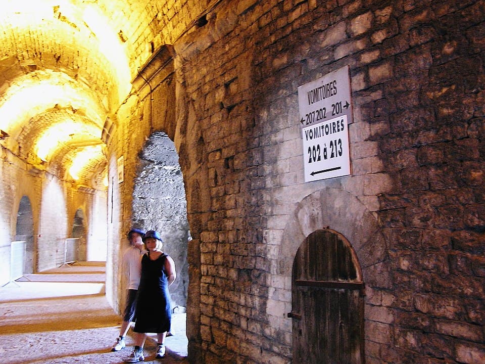 The Vomitoria Signs — Amphitheater of Nîmes audio guide stop