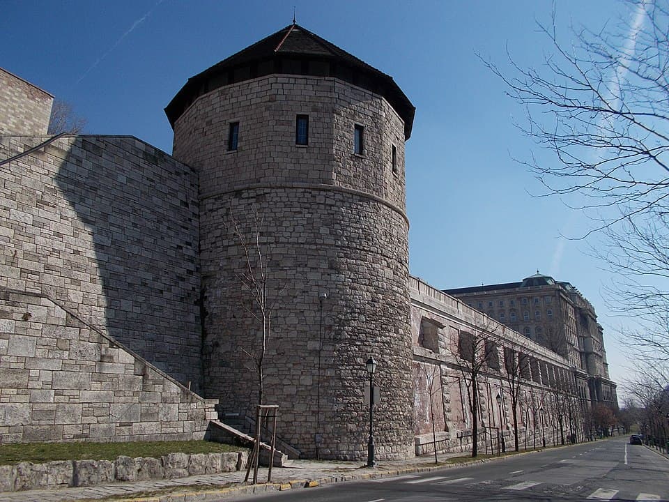 Karakas Pasha Tower — Budavári Palota audio guide stop