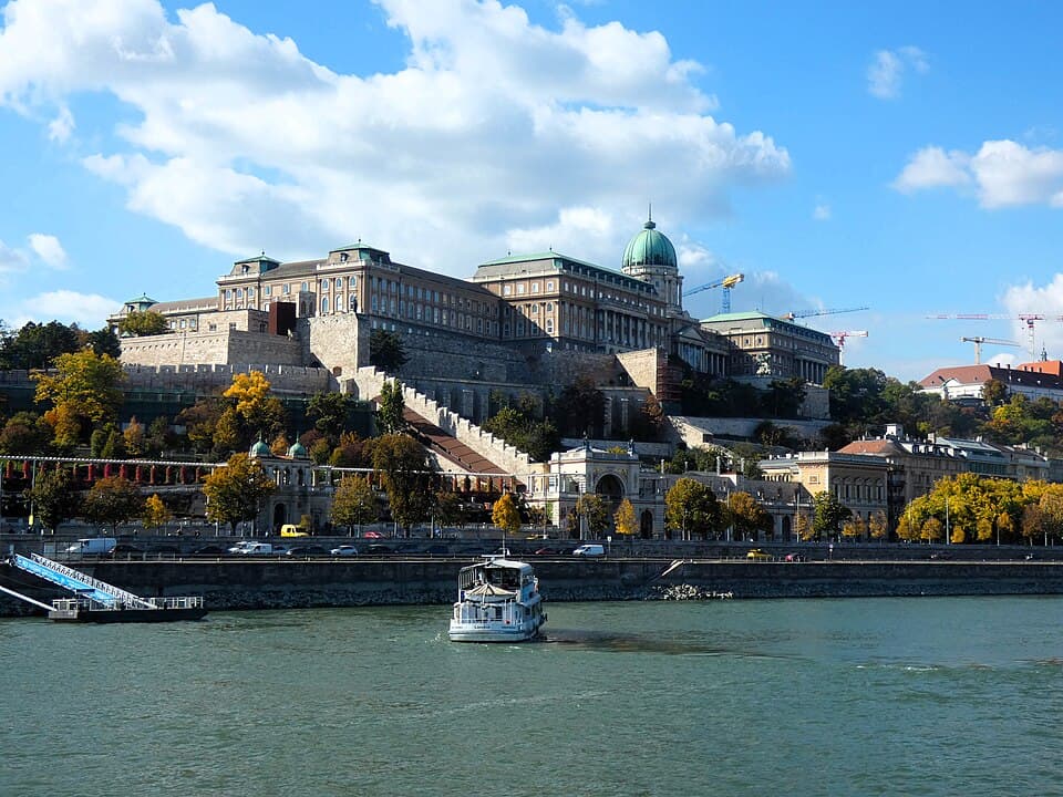 The Reborn Palace — Budavári Palota audio guide stop