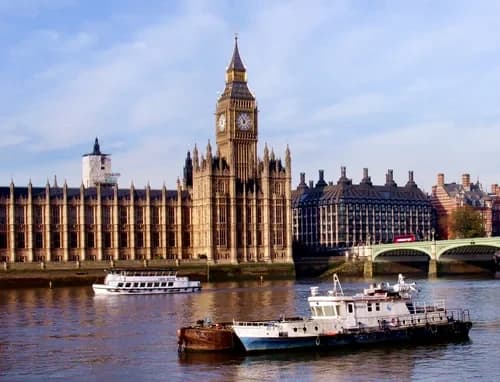 View from the Thames — Big Ben audio guide stop