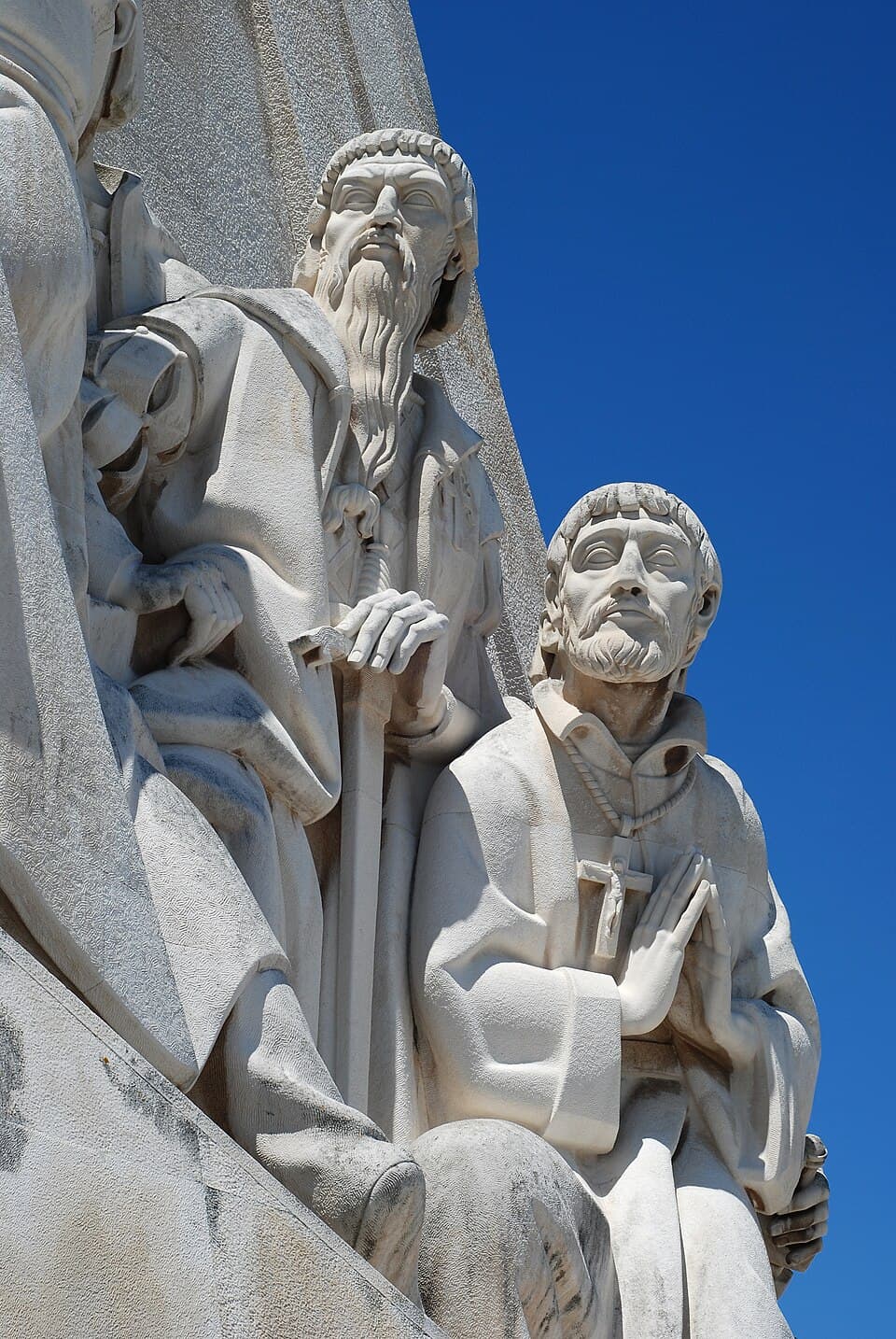 Sculptural Details and Materials — Padrão dos Descobrimentos audio guide stop