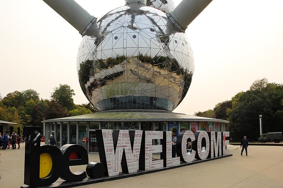 The Entrance Pavilion — Atomium audio guide stop