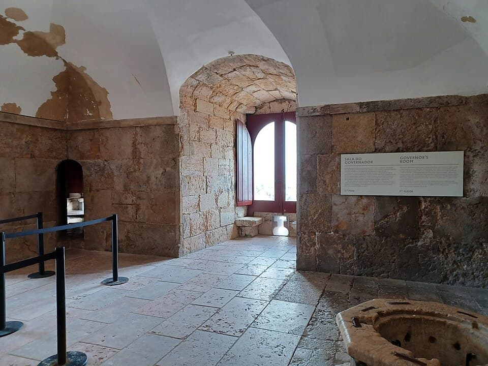 The Governor's Administrative Hall — Torre de Belém audio guide stop
