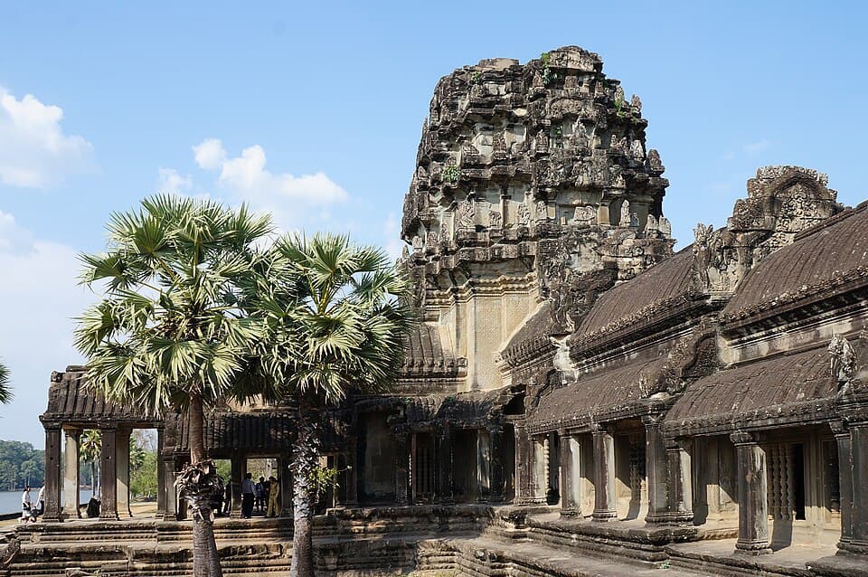 West Gate — Angkor Wat audio guide stop