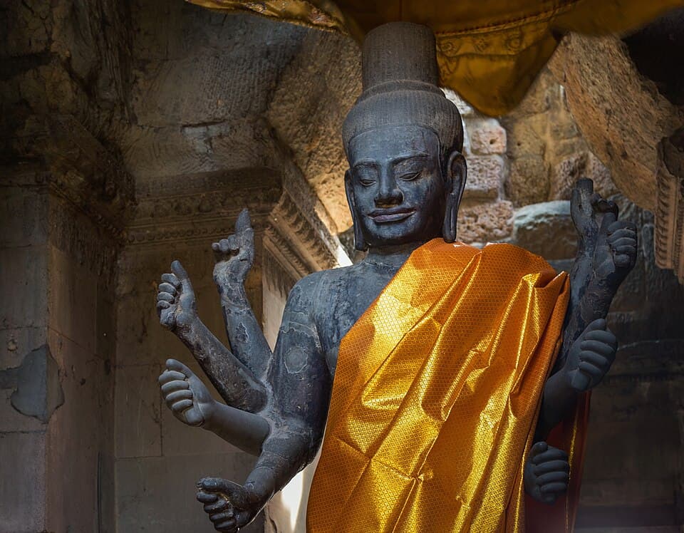 The Eight-Armed Vishnu — Angkor Wat audio guide stop