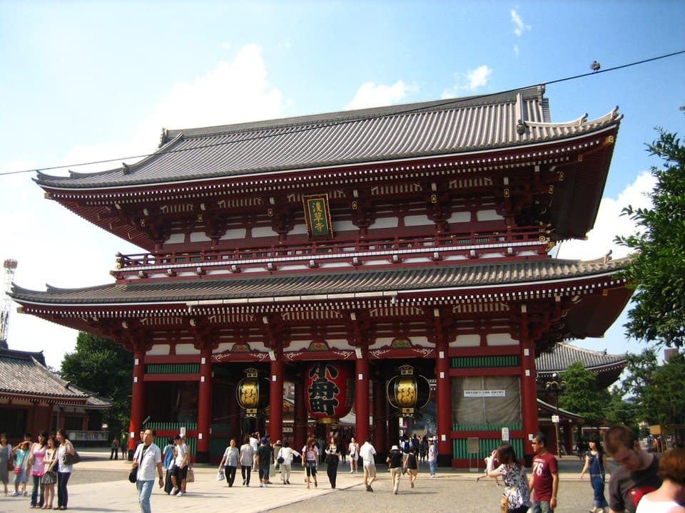 Treasure-House Gate — 浅草寺 audio guide stop
