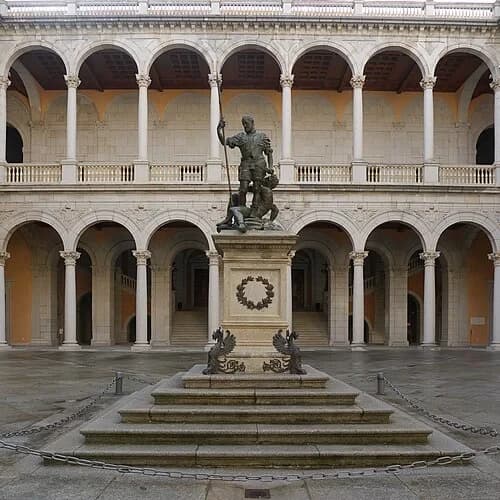 The Central Courtyard — Alcázar de Toledo audio guide stop
