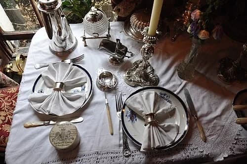 Mrs. Hudson's Table — Sherlock Holmes Museum audio guide stop