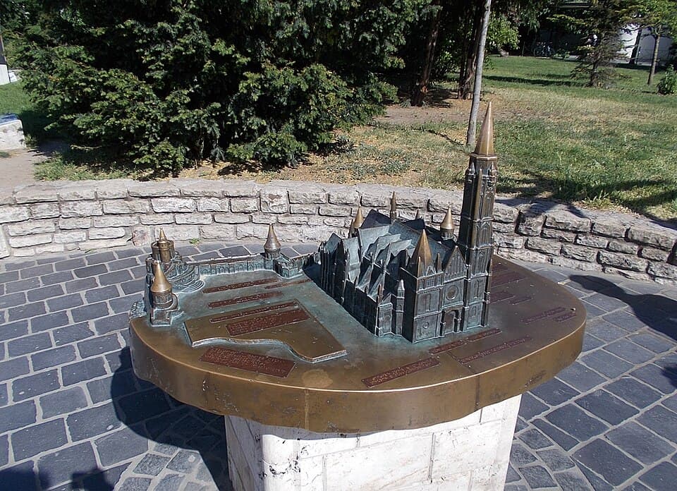 The Bronze Miniature