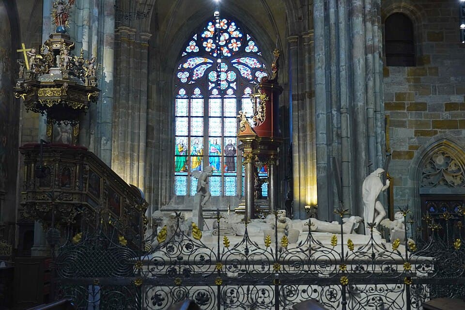 The Royal Mausoleum — St. Vitus Cathedral audio guide stop