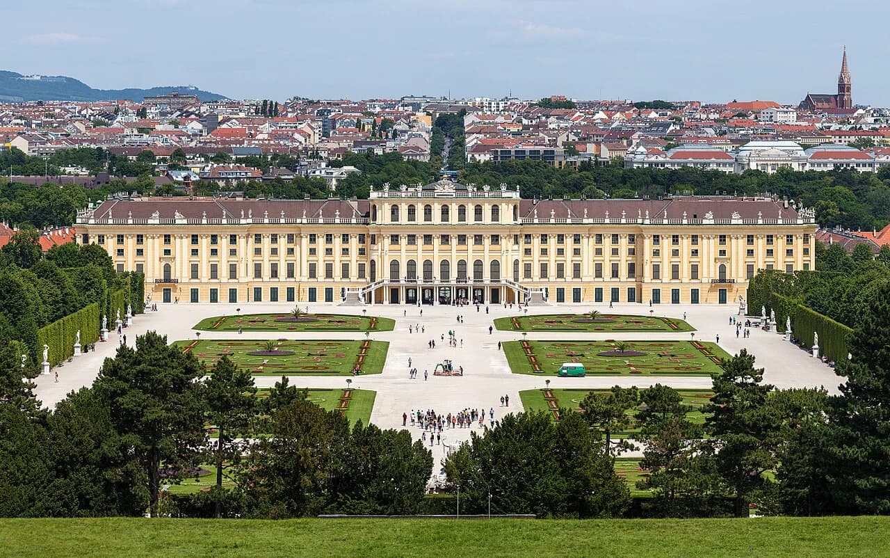 Schloss Schönbrunn audio guide