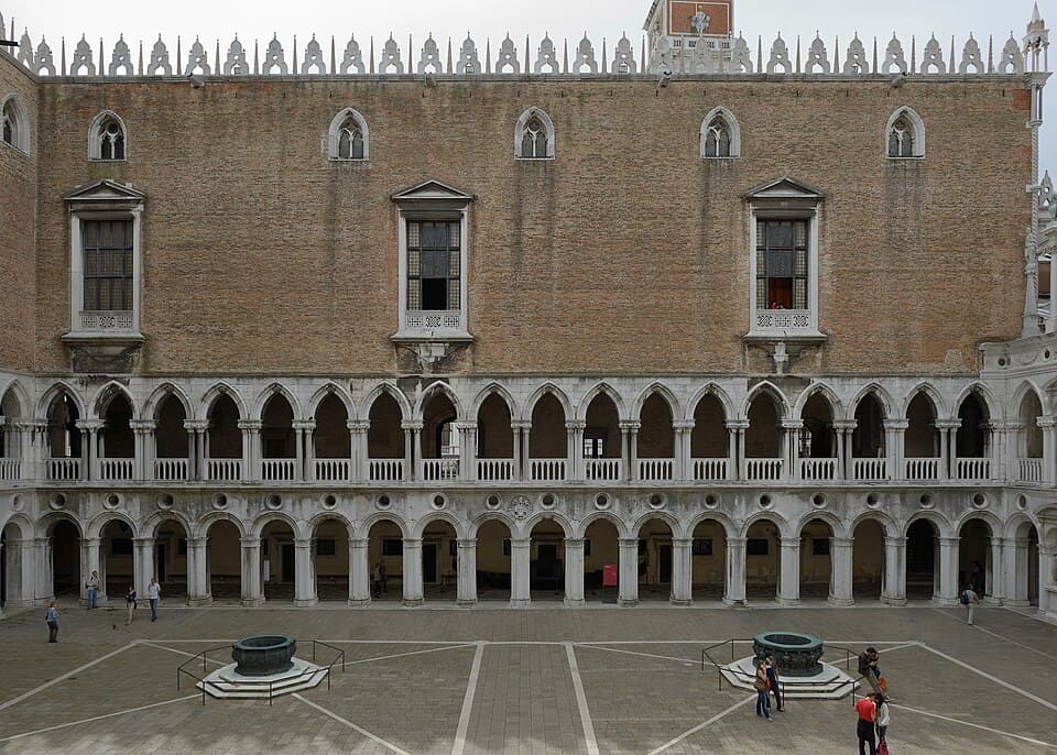The Bronze Well-Heads — Palazzo Ducale audio guide stop