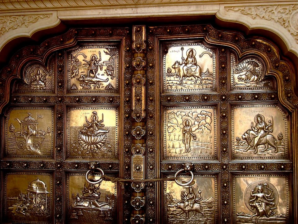 Silver Gates of Sila Devi — Amber Fort audio guide stop