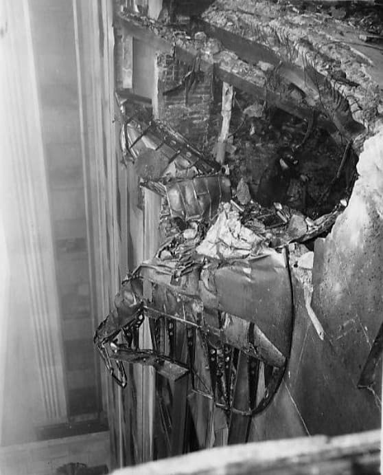 1945 Empire State Building B-25 crash — Empire State Building audio guide stop
