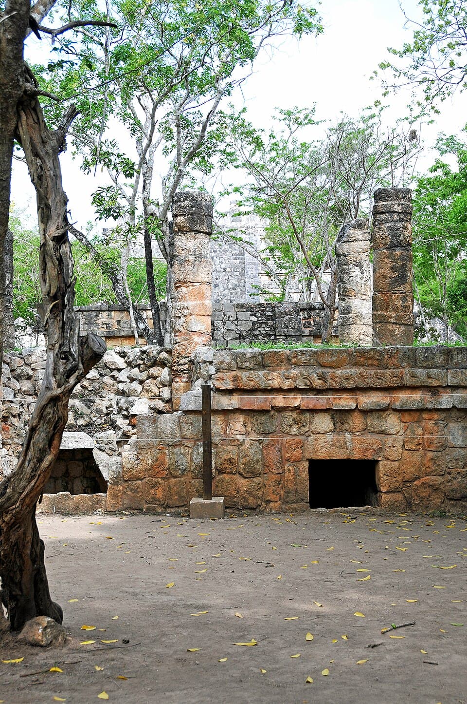 Platform of the Tombs — Chichén Itzá audio guide stop