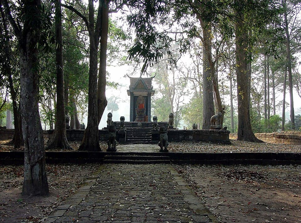 Wat Preah Vihear Bram Pi Lveng — Angkor Thom audio guide stop