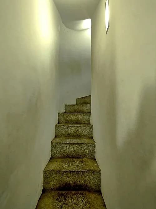 The 500 Steps