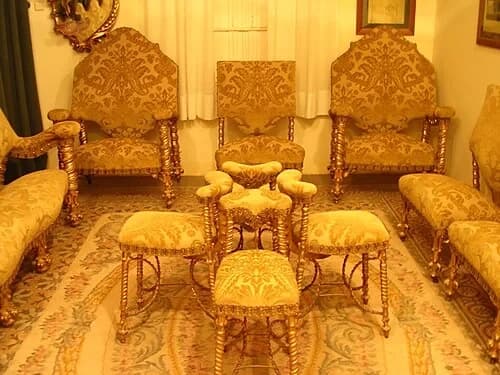 The Gilded Drawing Room — Parc Güell audio guide stop