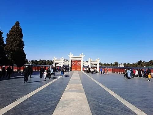 جسر الدرجات القرمزية — 天坛
