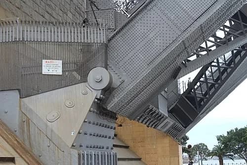The Main Hinge — Sydney Harbour Bridge audio guide stop