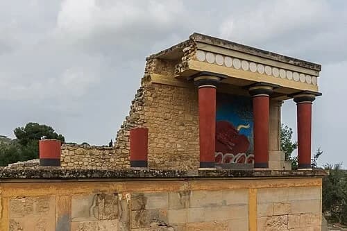 Relief of the Charging Bull — Knossos audio guide stop