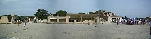 Central Court — Knossos audio guide stop