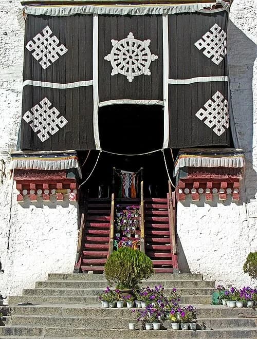 Entrance of the High Priest — Potala Palace audio guide stop