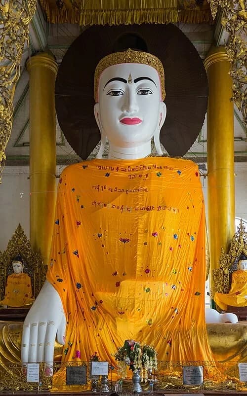Seated Kassapa Buddha — Shwedagon Pagoda audio guide stop