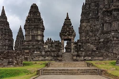 Gateway to the Gods — Prambanan Temple audio guide stop