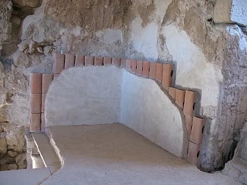 Wall Heating Pipes — Masada audio guide stop