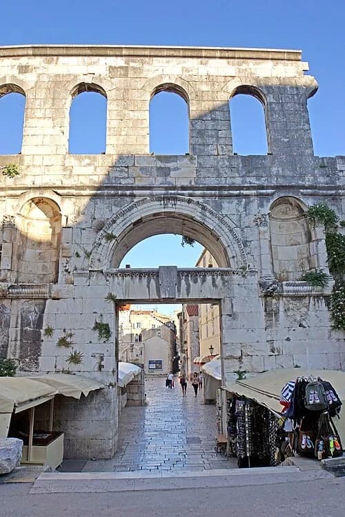 Silver Gate — Diocletian's Palace audio guide stop