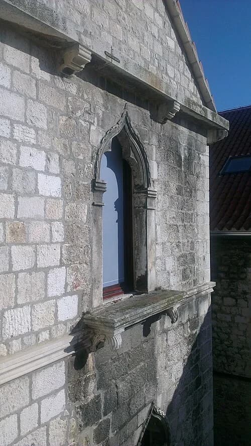 The Gothic Trifora Window — Diocletian's Palace audio guide stop