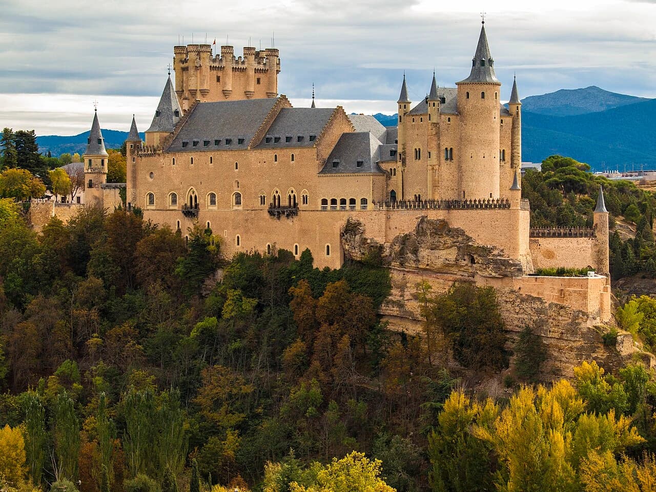 Royal Alcázar of Segovia audio guide