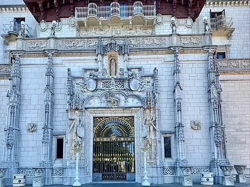 The Main Entrance — Hearst Castle audio guide stop