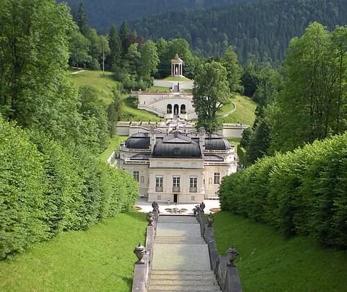 The Palace Vista