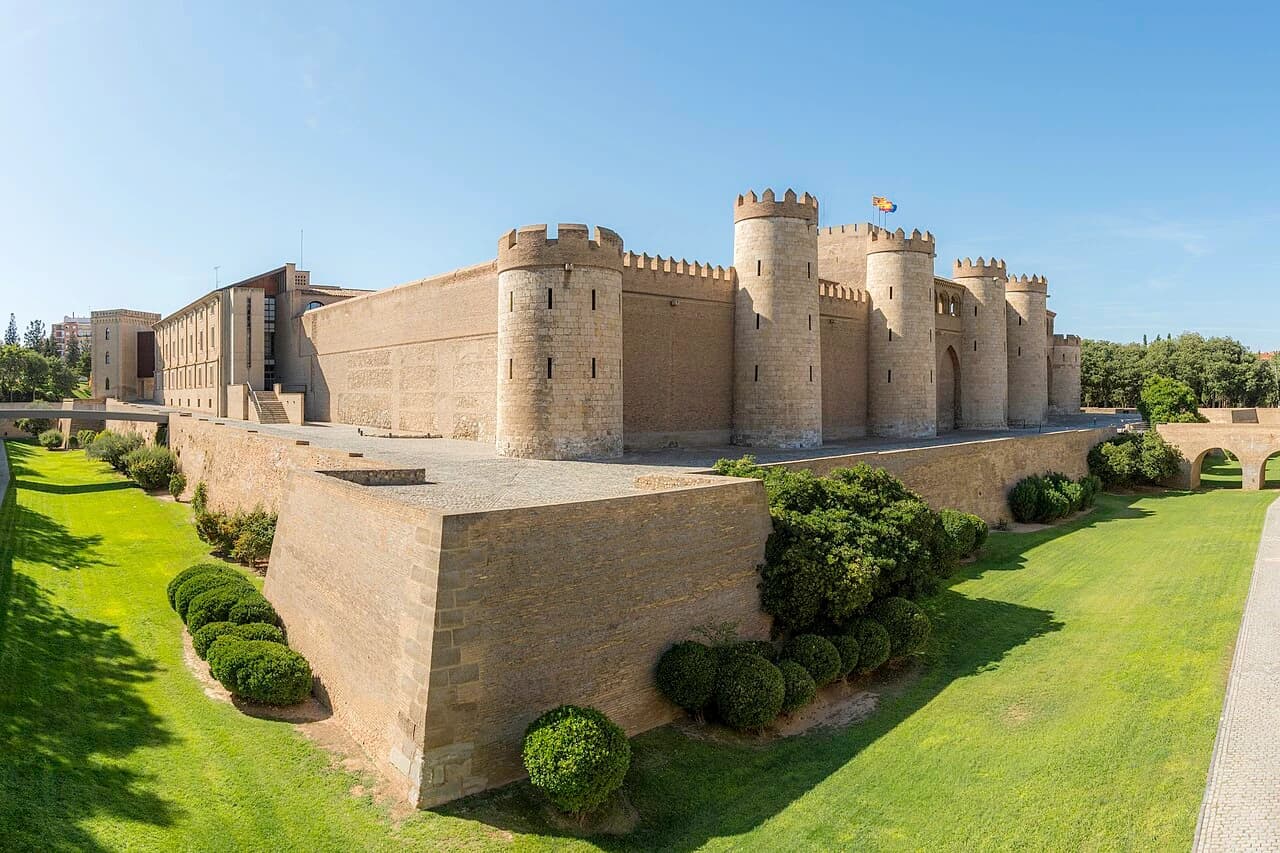 La Aljafería, Palacio de la Aljafería