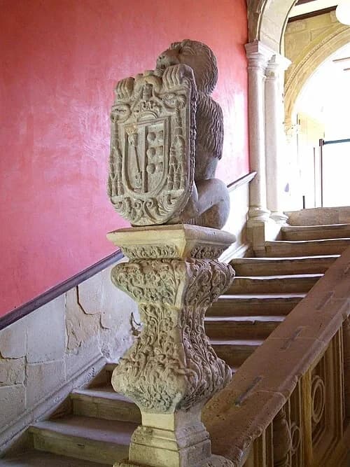 Lion Stone Balustrade — Palacio de Jabalquinto audio guide stop
