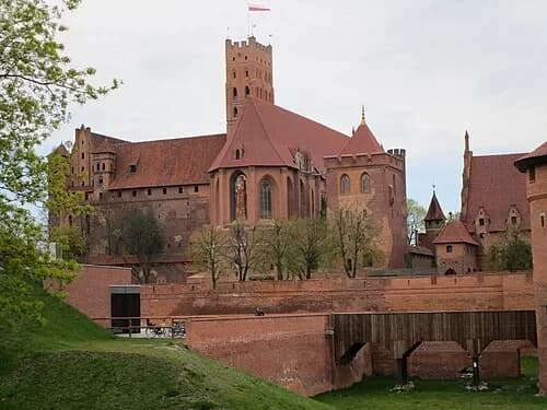 The Rebirth of St. Mary’s — Malbork Castle audio guide stop