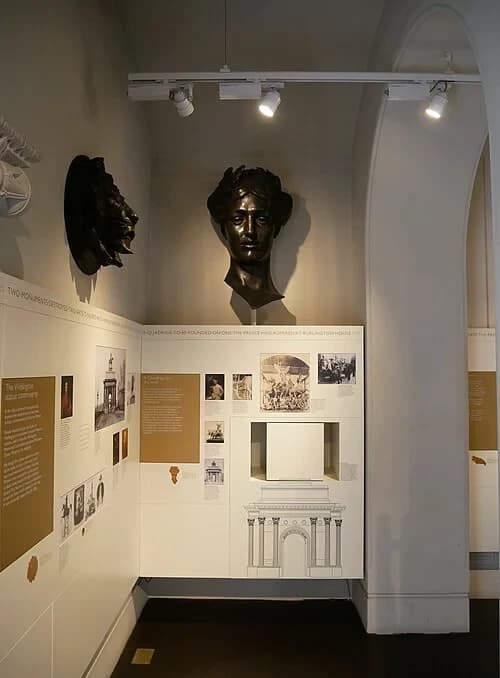 The Hollow Interior — Wellington Arch audio guide stop