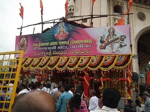 The Corner Temple — Charminar audio guide stop