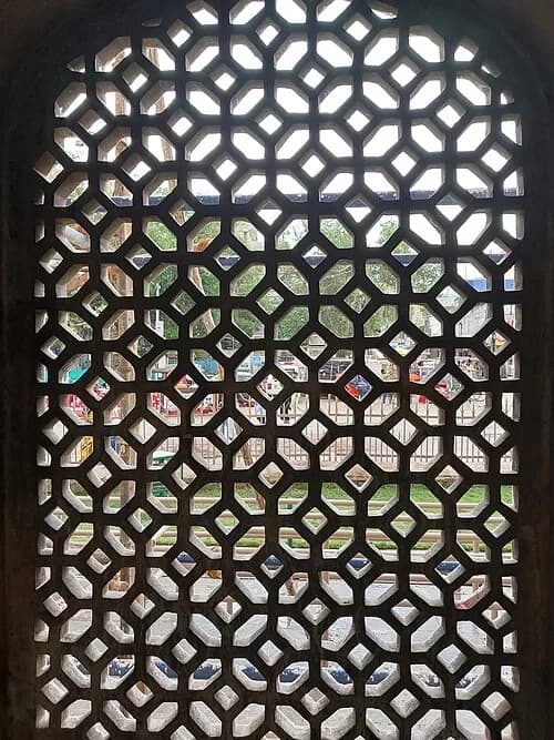 Geometric Stone Lattice — Charminar audio guide stop
