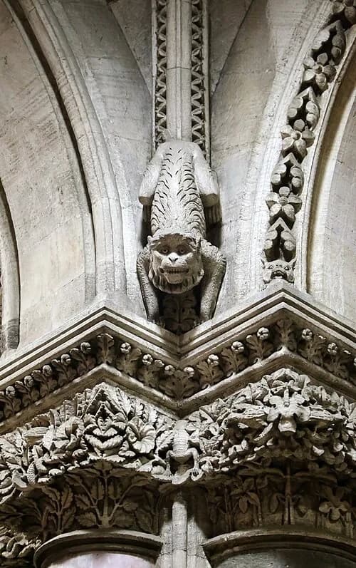 The Monkey in the Masonry — Chhatrapati Shivaji Maharaj Terminus audio guide stop