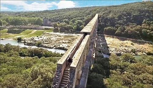 The Summit Walkway — Pont du Gard audio guide stop