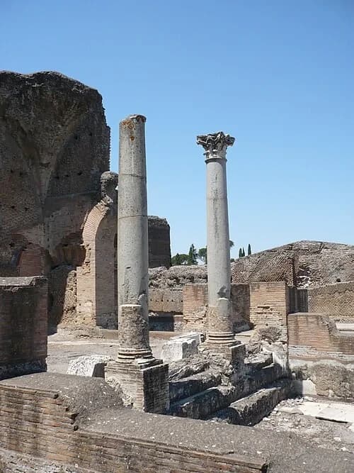 Heliocaminus Columns — Villa Adriana audio guide stop