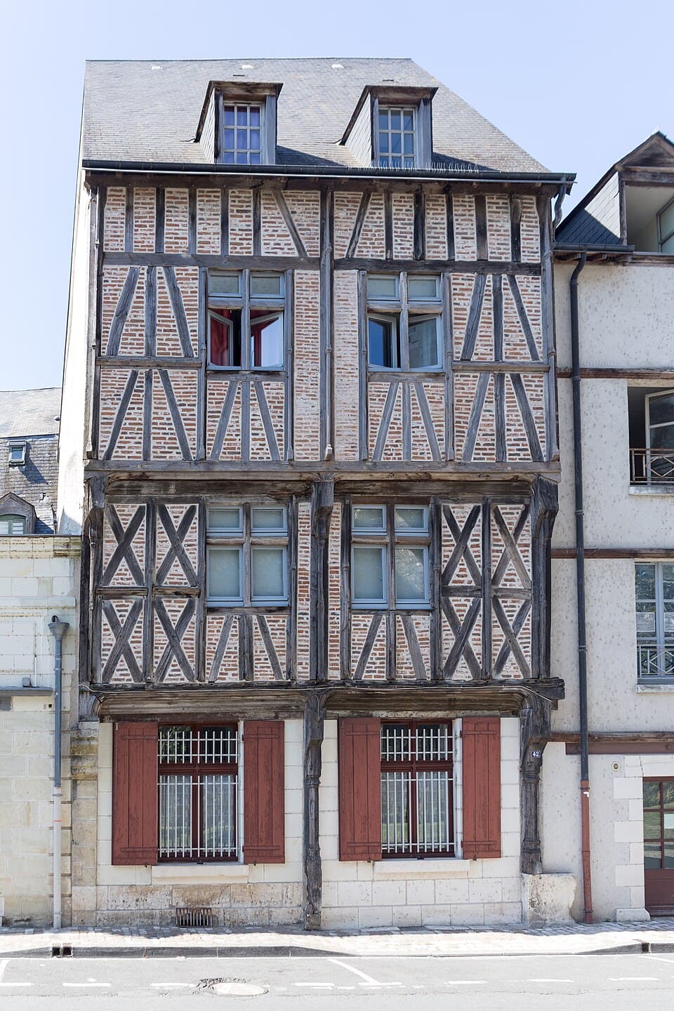 The Merchant's Half-Timbered House — Château d'Amboise audio guide stop