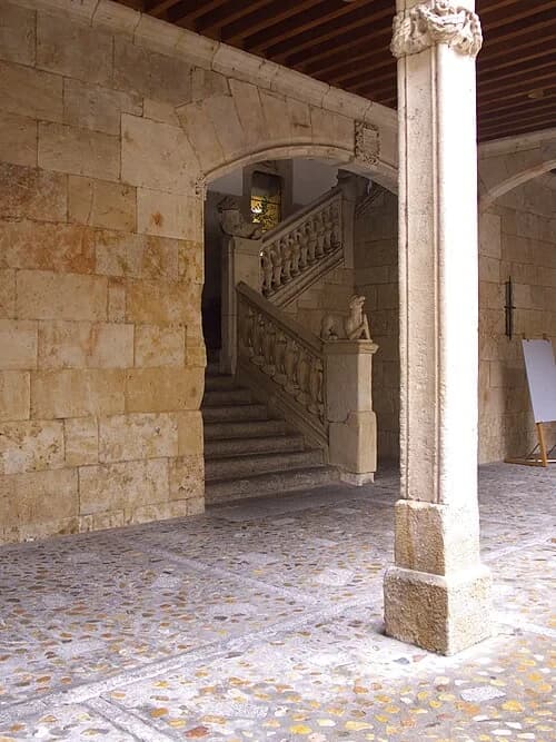 The Ceremonial Staircase — Casa de las Conchas audio guide stop